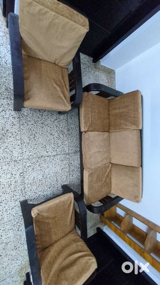 3 + 1 + 1 Sofa