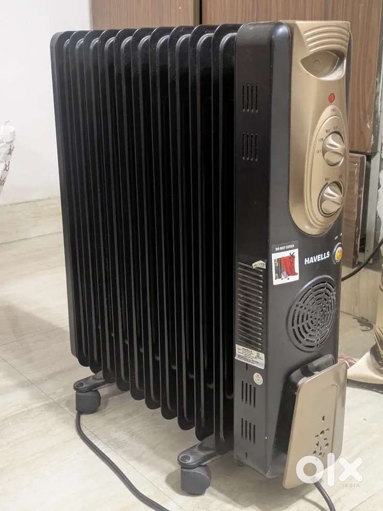 Havells OFR - 11Fin 2900 Watts PTC Fan Heater (Black)