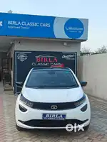 Tata Altroz XZ, 2020, Petrol
