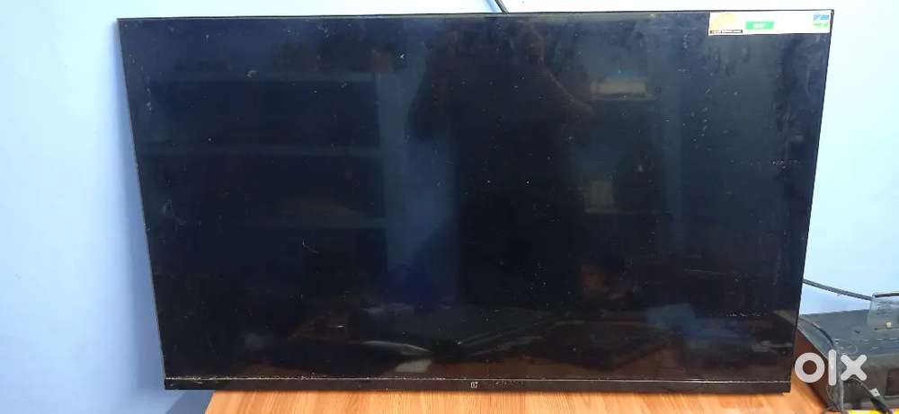 One plus 43inch led tv