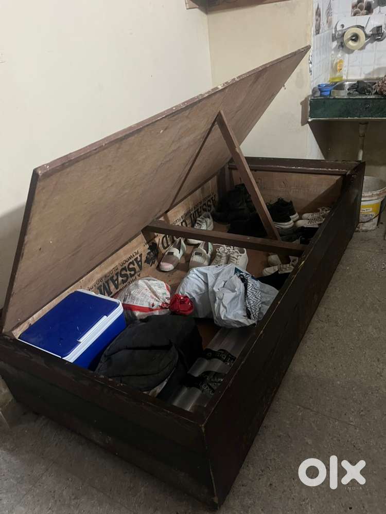 Single bed