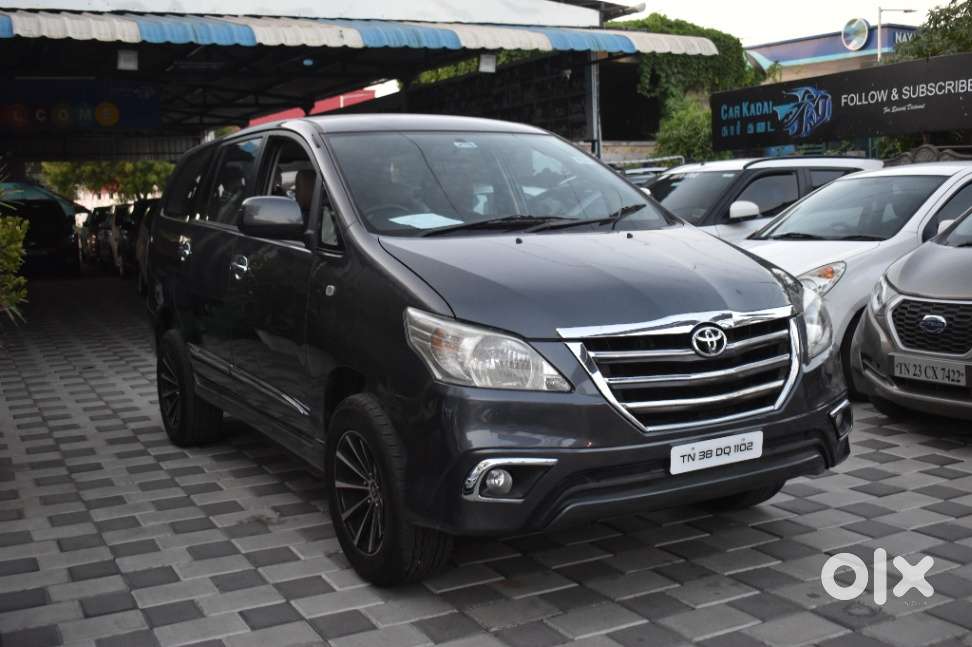Toyota Innova 2.5 GX (Diesel) 7 Seater BS IV, 2015, Diesel