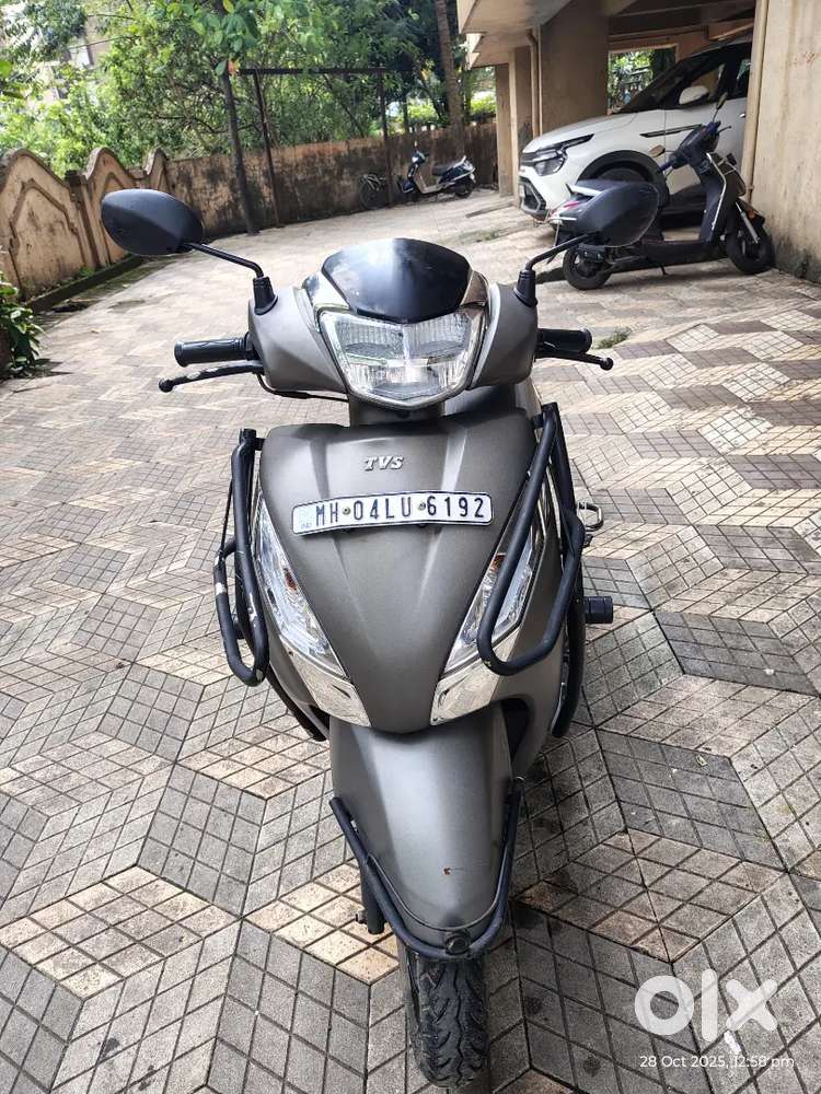 TVS Jupiter 125cc - Oct 2023 Model(Matte Grey color) in mint condition