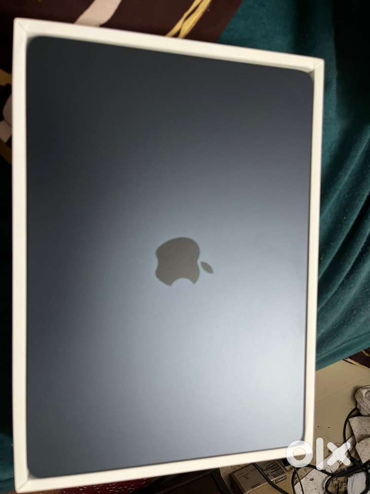 MacBook Air M2 16/256 Midnight