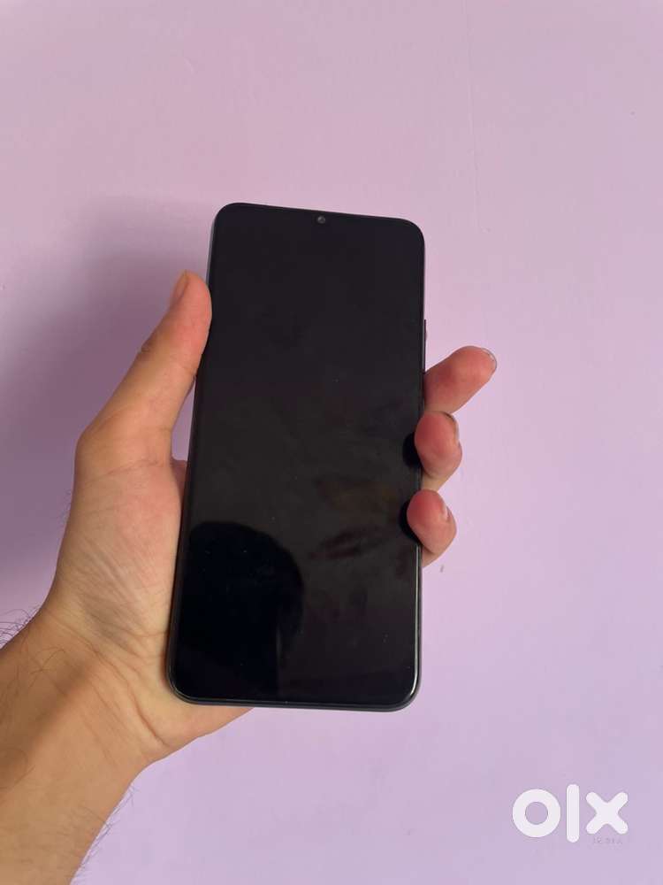 Realme nazro 30A