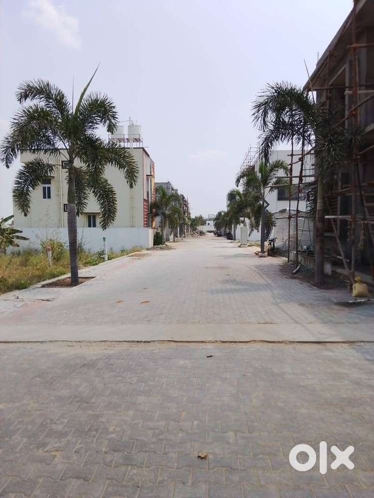KUMARA GURU COLLEGE NEAB BY PLOTS AND VILLA FOR SALE