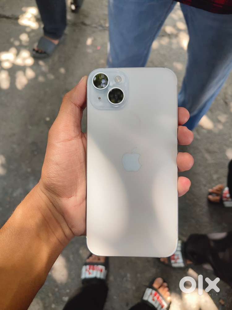 iPhone 15 Plus