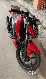 Apache RTR 160 4V