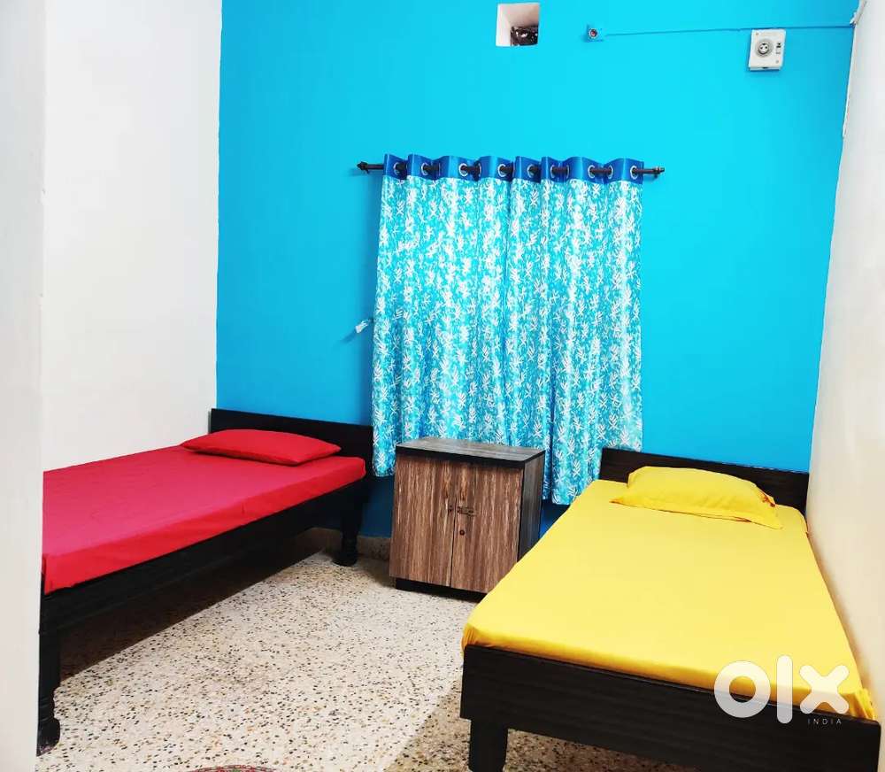 Comfortable Home like pg for Boys at Amitnagar circle & airport circle