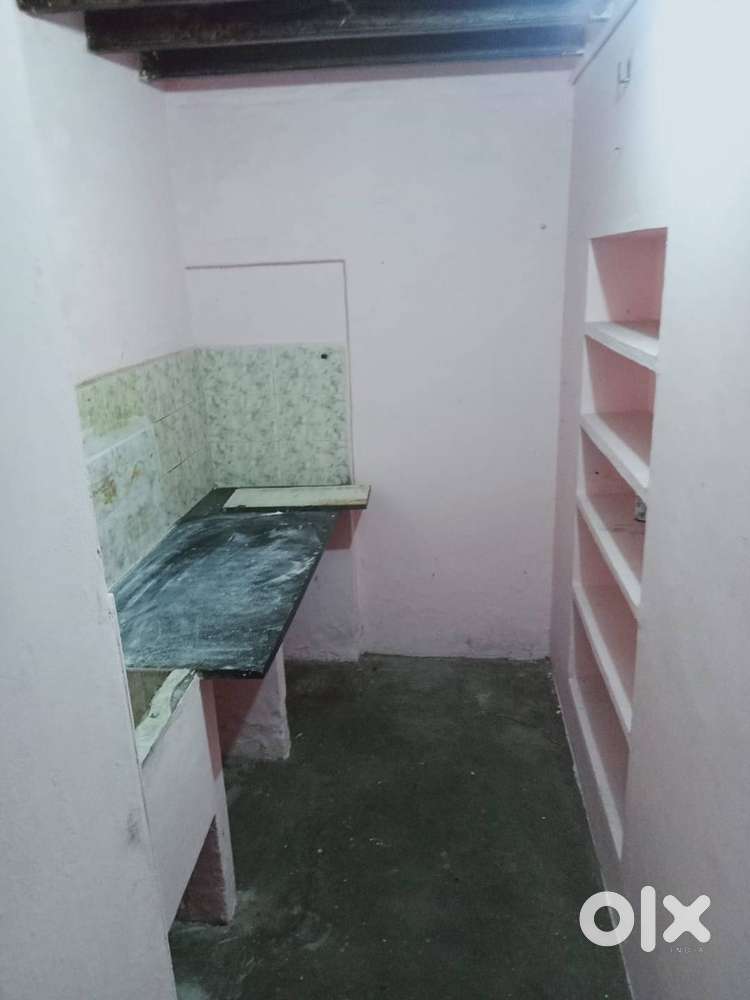 1RK available for rent in tiruvotriyur Chennai