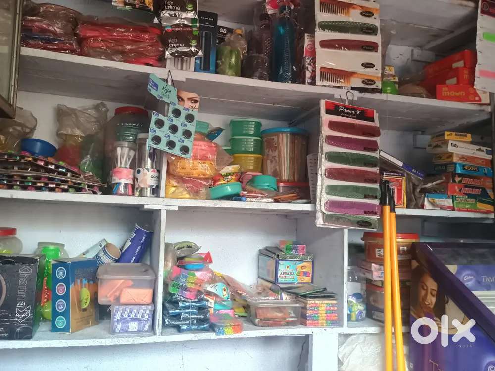 Humko apna dukan ka sab saman bechna hai jisko Lena ho message kare