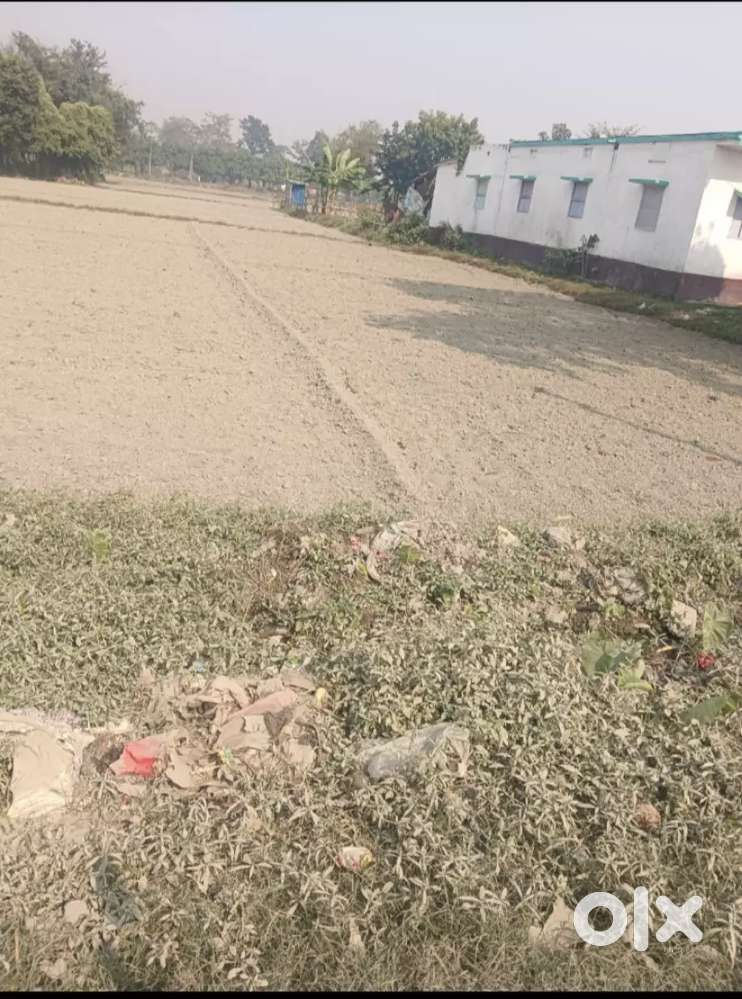 I want to sell land on road