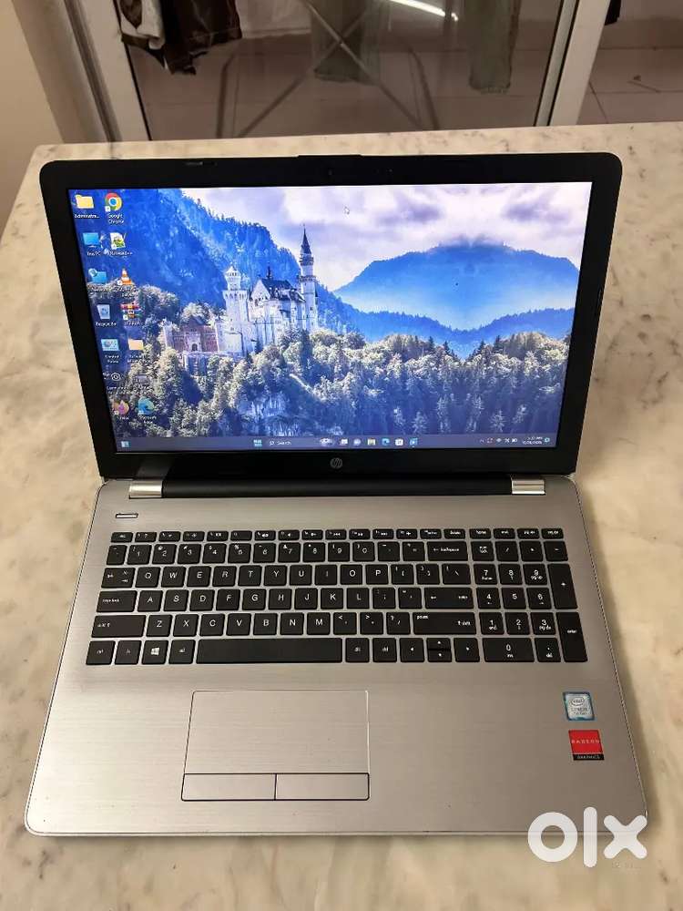 Hp 15/Core i5-7th /8GB Ram/128GB+500 GB HDD/
2GB Graphic card