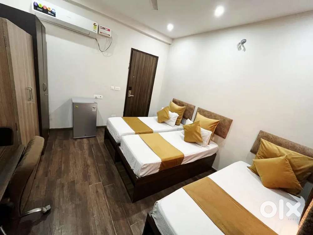 PG Near Sushant University, IILM University, Zomato, Blinkit, Stryker