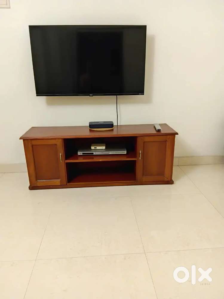 One year old 43 inch TV with warranty for sale