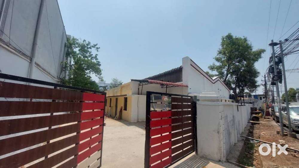 Manoj - Warehouse Available For Rent In Lakshmi Mills