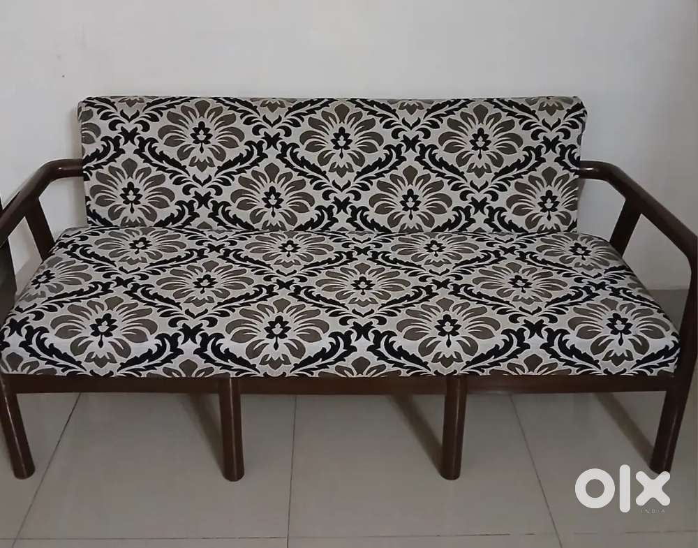 5 seater Sofa