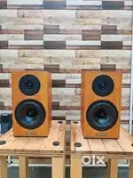 Spendor bookshelf speakers