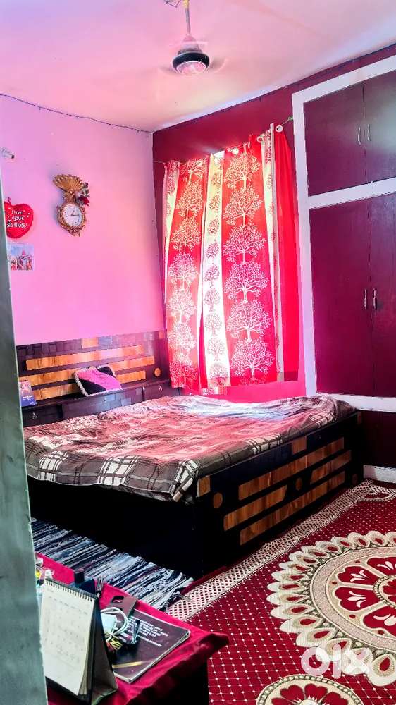 2bhk flat harmu(for roommate)