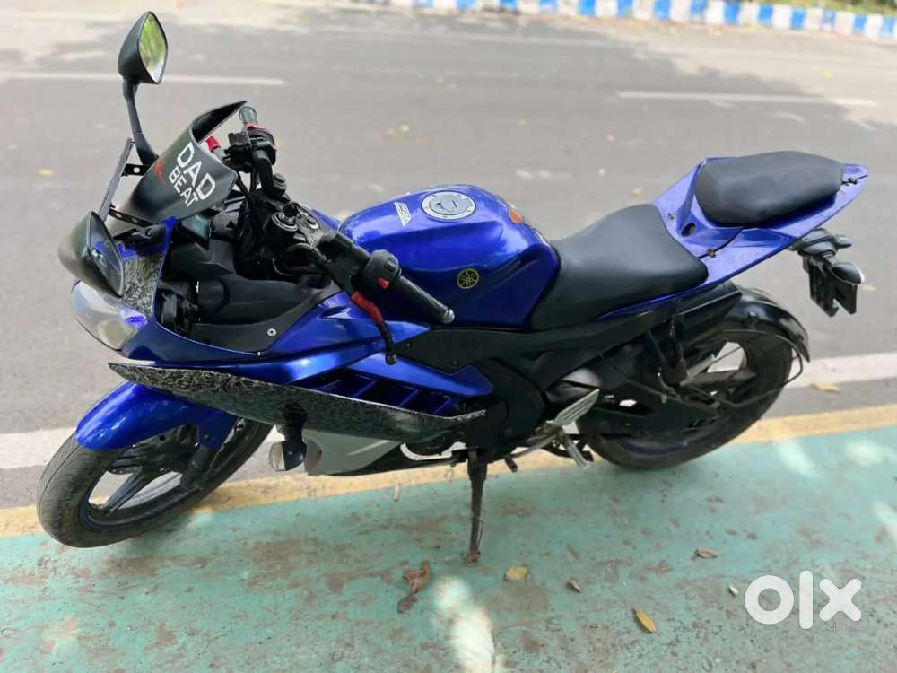 Yamaha r15 sport edition bike