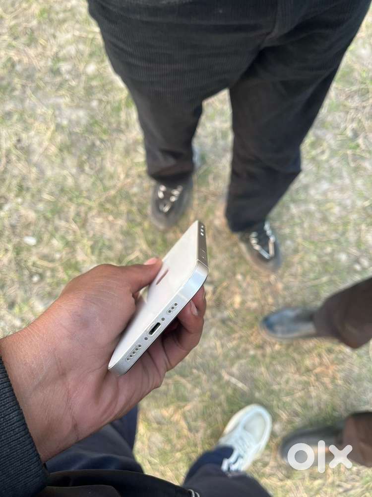 iPhone 12