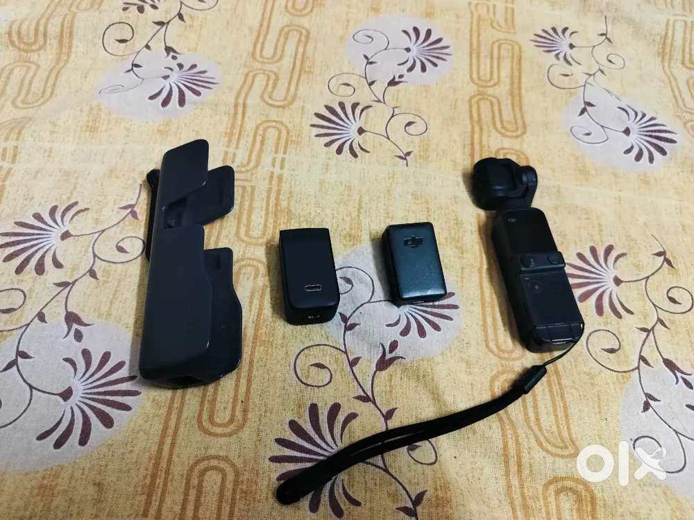 DJI action camera osmo pocket 2 creator combo