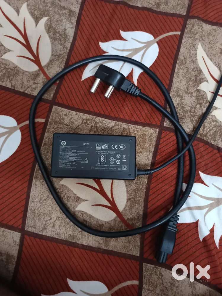 HP laptop original 65V charger for sale