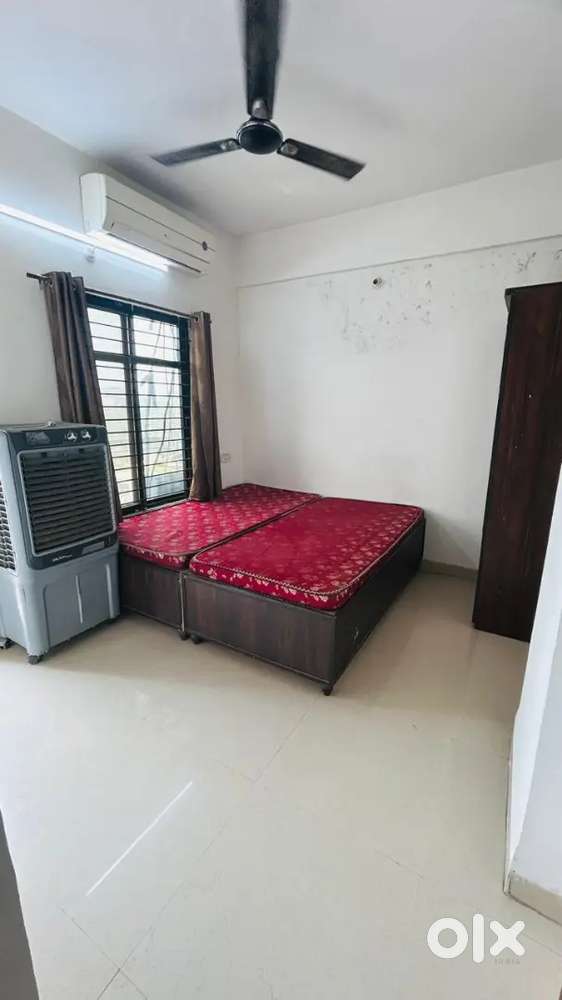 3 bhk furnished flat AC