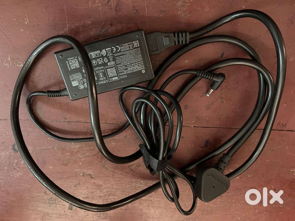 Hp 65W original AC Adapter India