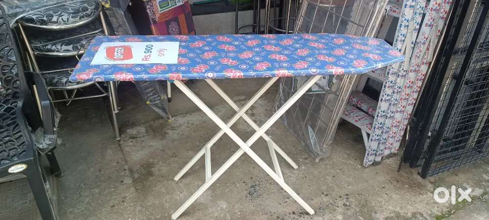 Ironing stand