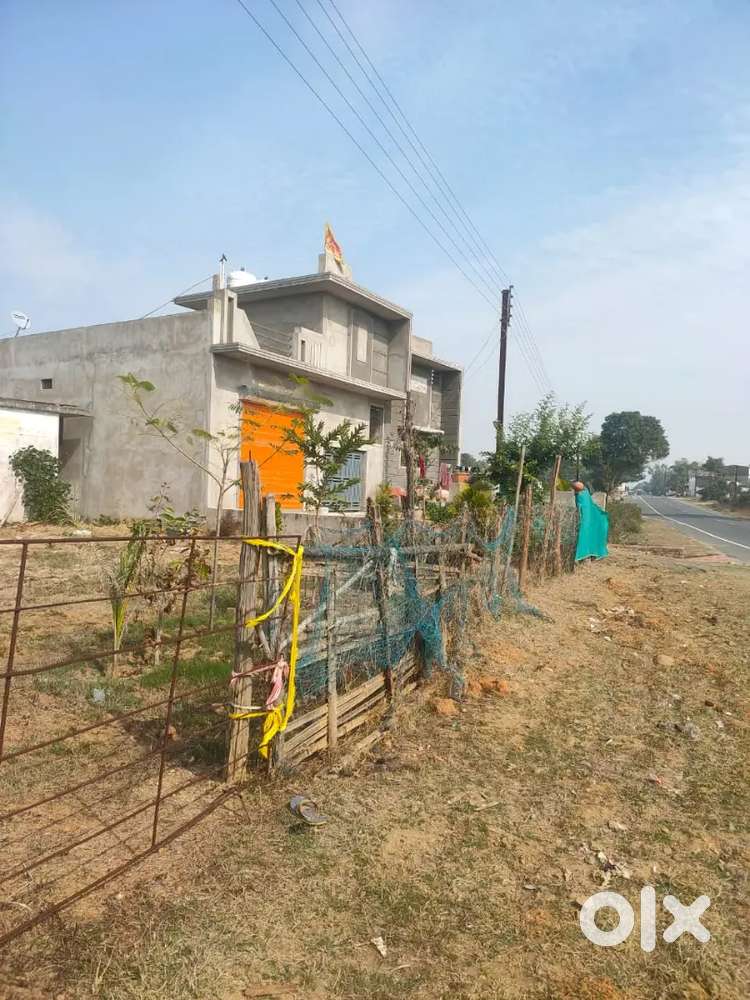 NH43 nagpur baikunthpur road se bilkul laga hua plot available h