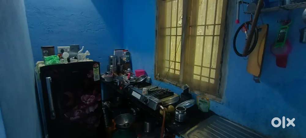 1 room kitchen lease second floor