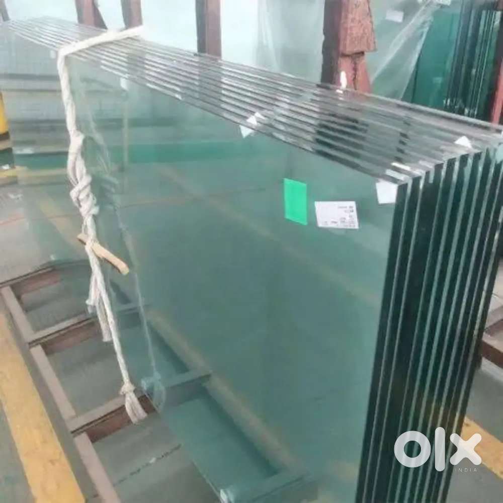 এখানে তাপেনের পুরনো ও নতুন গ্লাস পাওয়া যায়