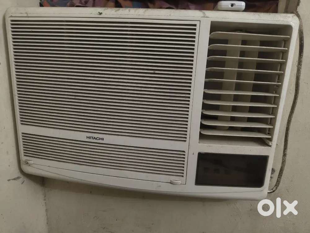 HITACHI Window AC 1.5 Ton - Rarely Used