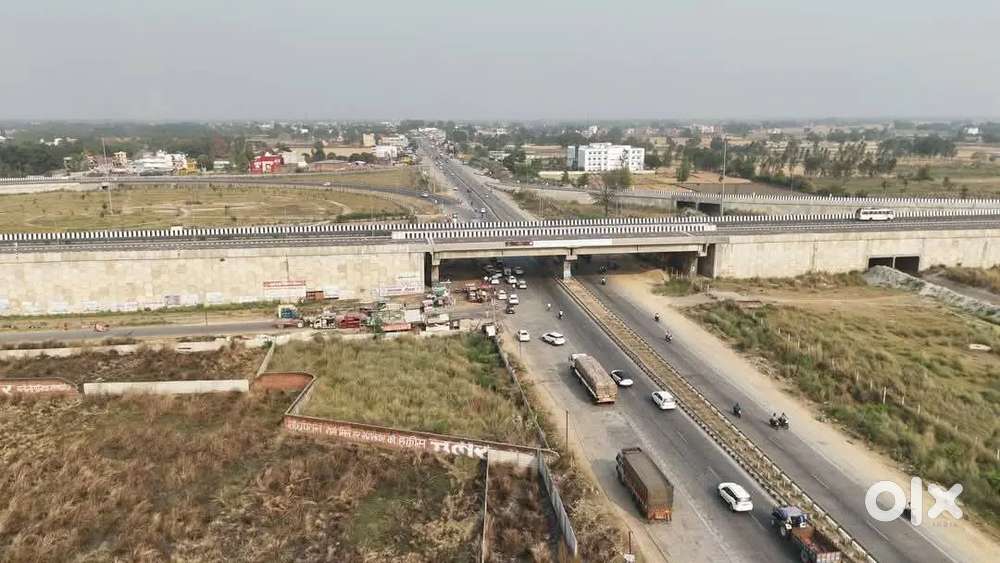 Lucknow me plot le bahut hi khubsurat project me dakhil kharij jamin