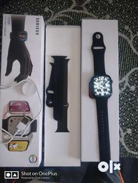New smart watch with box