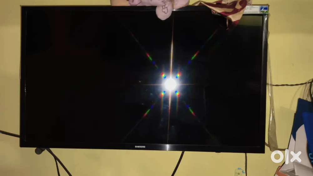Samsung 32 inch LED TV