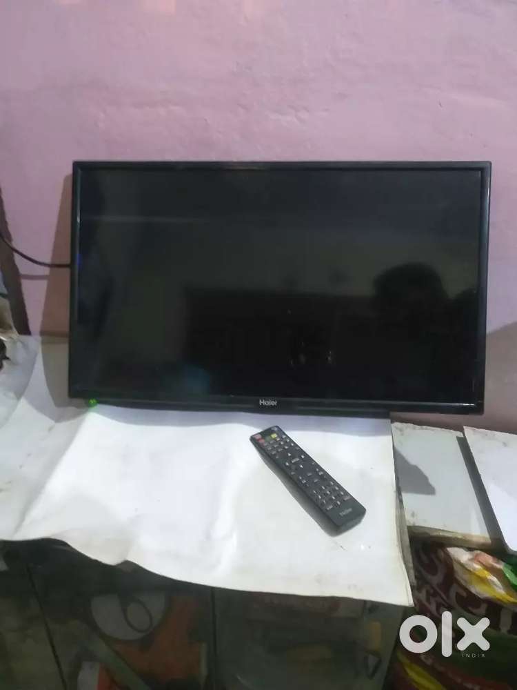 Haier 24 inch led tv bechna hai