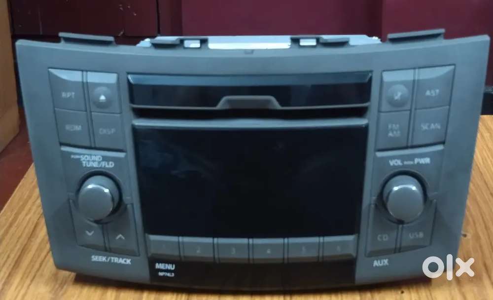 car audio with CD player
