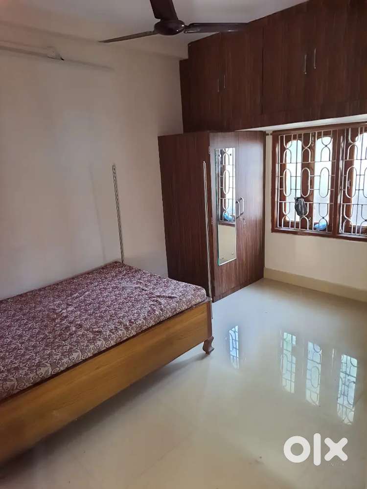 Single room with attached kitchen and washroom