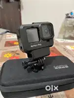 Go pro hero 9 with 2 battery and 128gb memory Card
