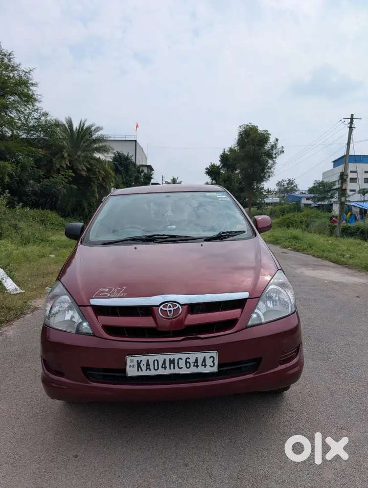 Toyota Innova 2006 Diesel Well Maintained