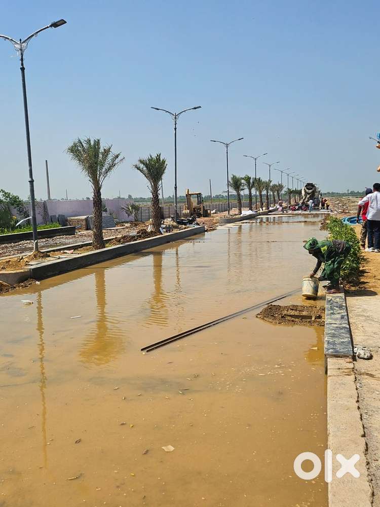 Gated Society Plots 100 Gaj-10Lakh upto 36 Months EMI