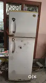 Refrigerator hi