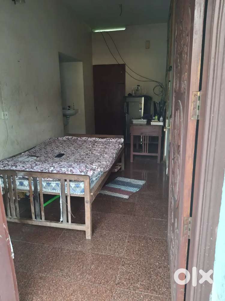 House for rent near Ayyappan temple karyavattom