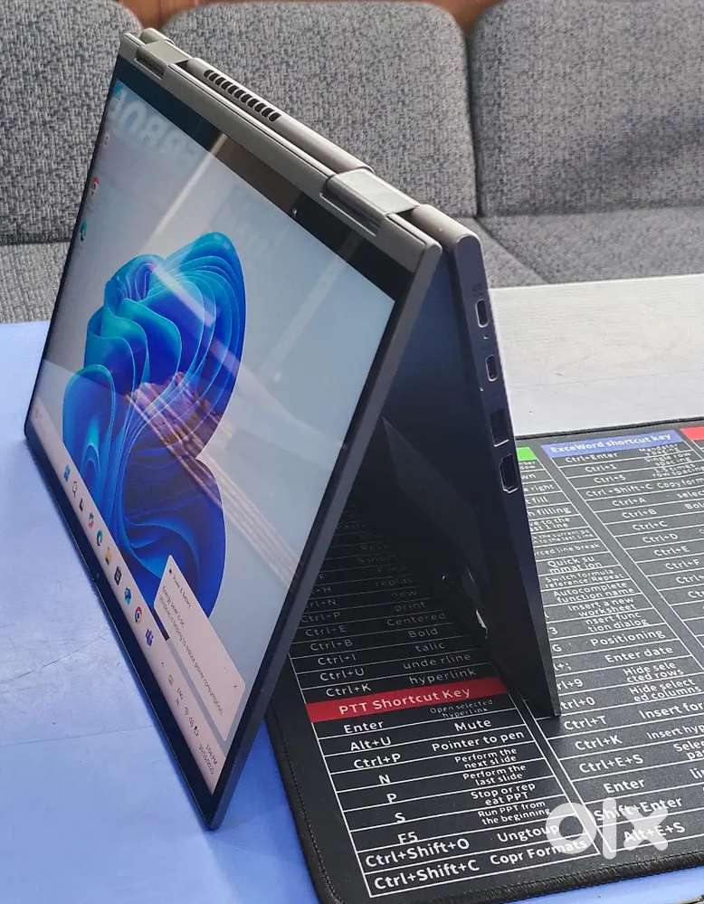 Lenovo ThinkPad X1 Yoga Gen6 premium model 2-in-1 laptop with 4k touch