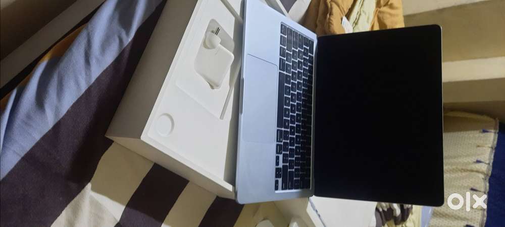Macbook air m4