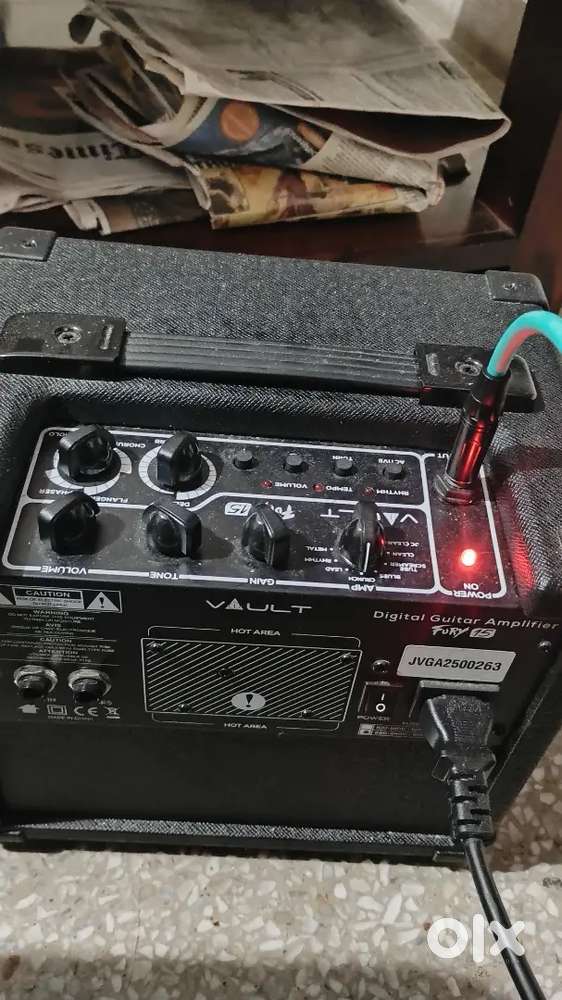 Vault fury 15w modelling amp (only 1 month old)