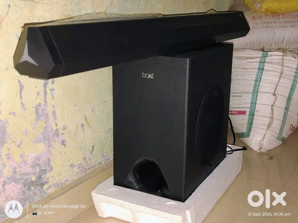 Bota sound bar 160watt RMS and GST bill 10 month warranty home service
