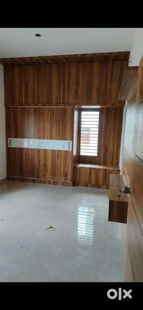 AC, kitchen, wadrobe, study table, luxury finishing, bathroom
